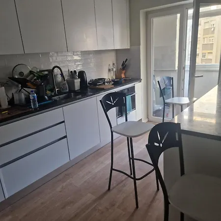 Homestay Olaias 4 Lisbon